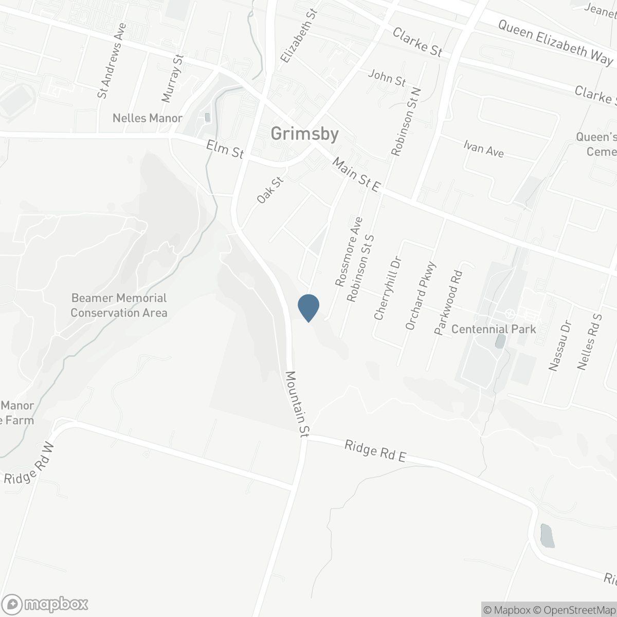 38 KINGSWAY Boulevard, Grimsby, Ontario L3M 3E7